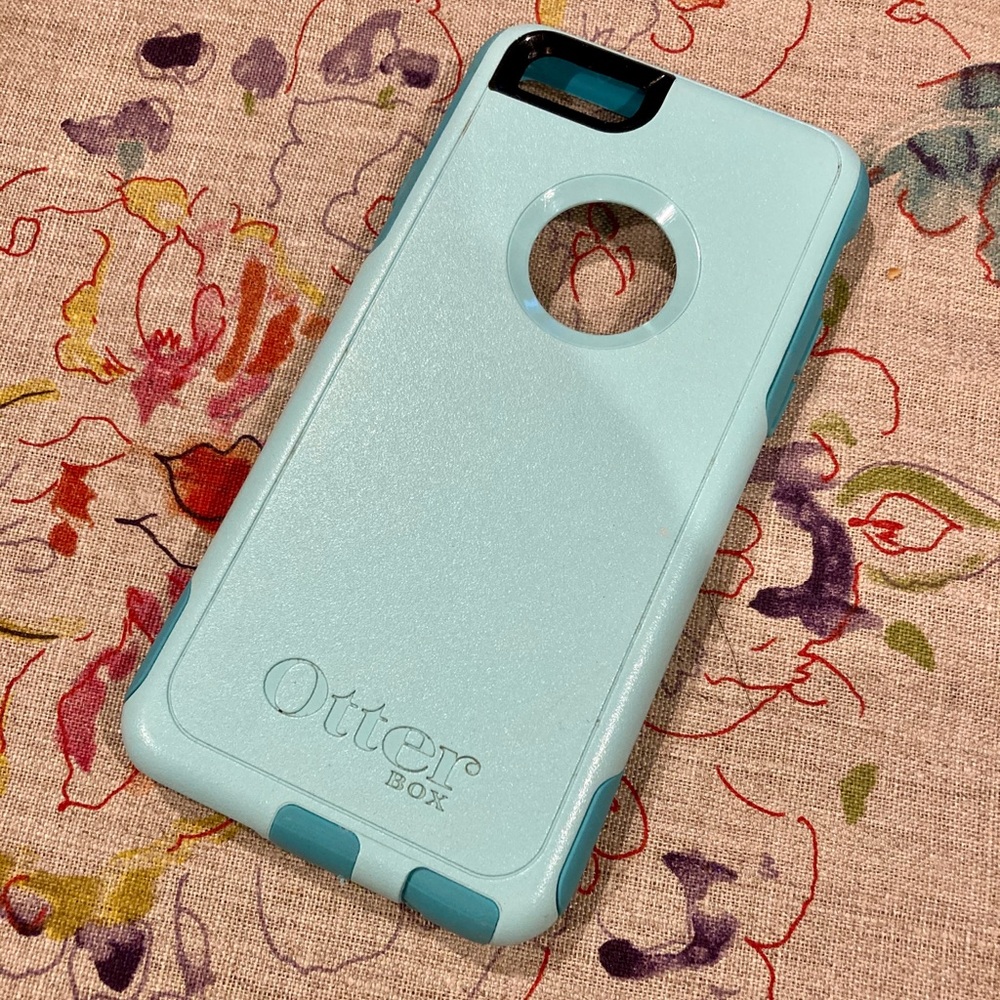 Light Aqua Blue 6S iPhone Otterbox Case